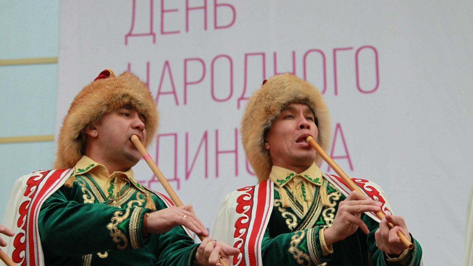 Олег Яровиков