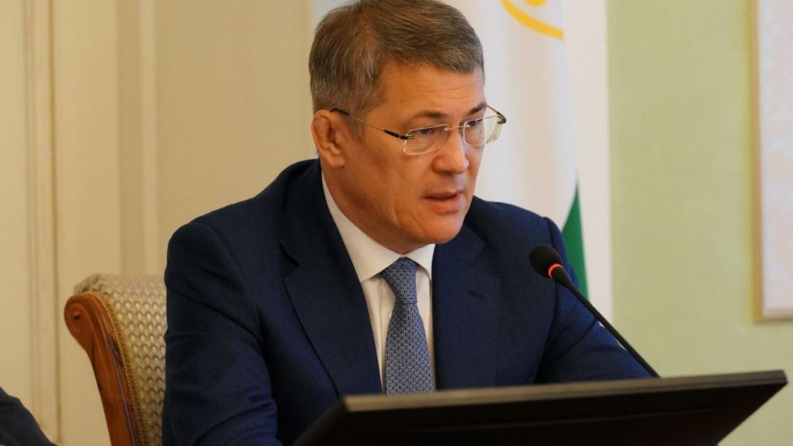 Олег Яровиков