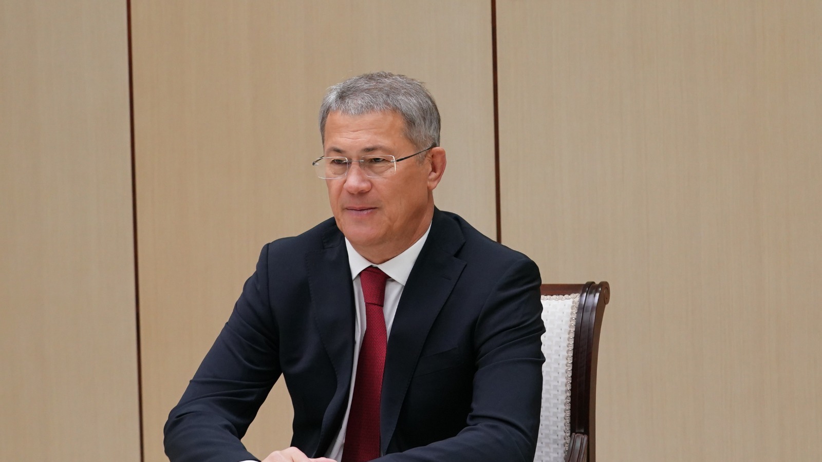 Олег Яровиков