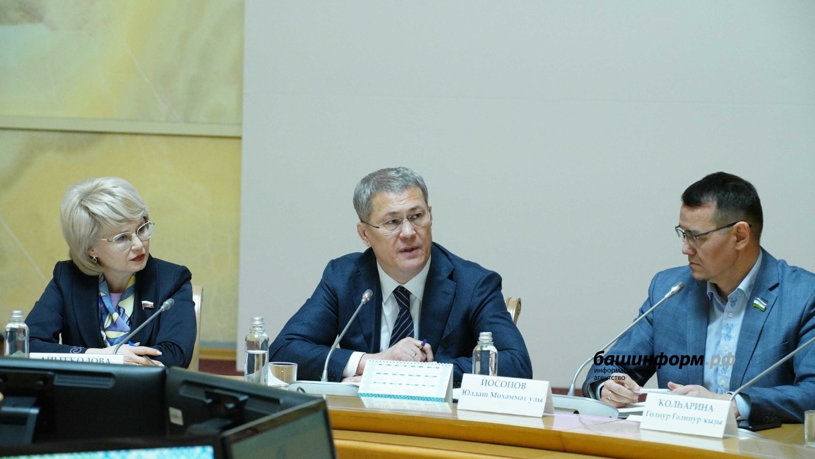 Олег Яровиков