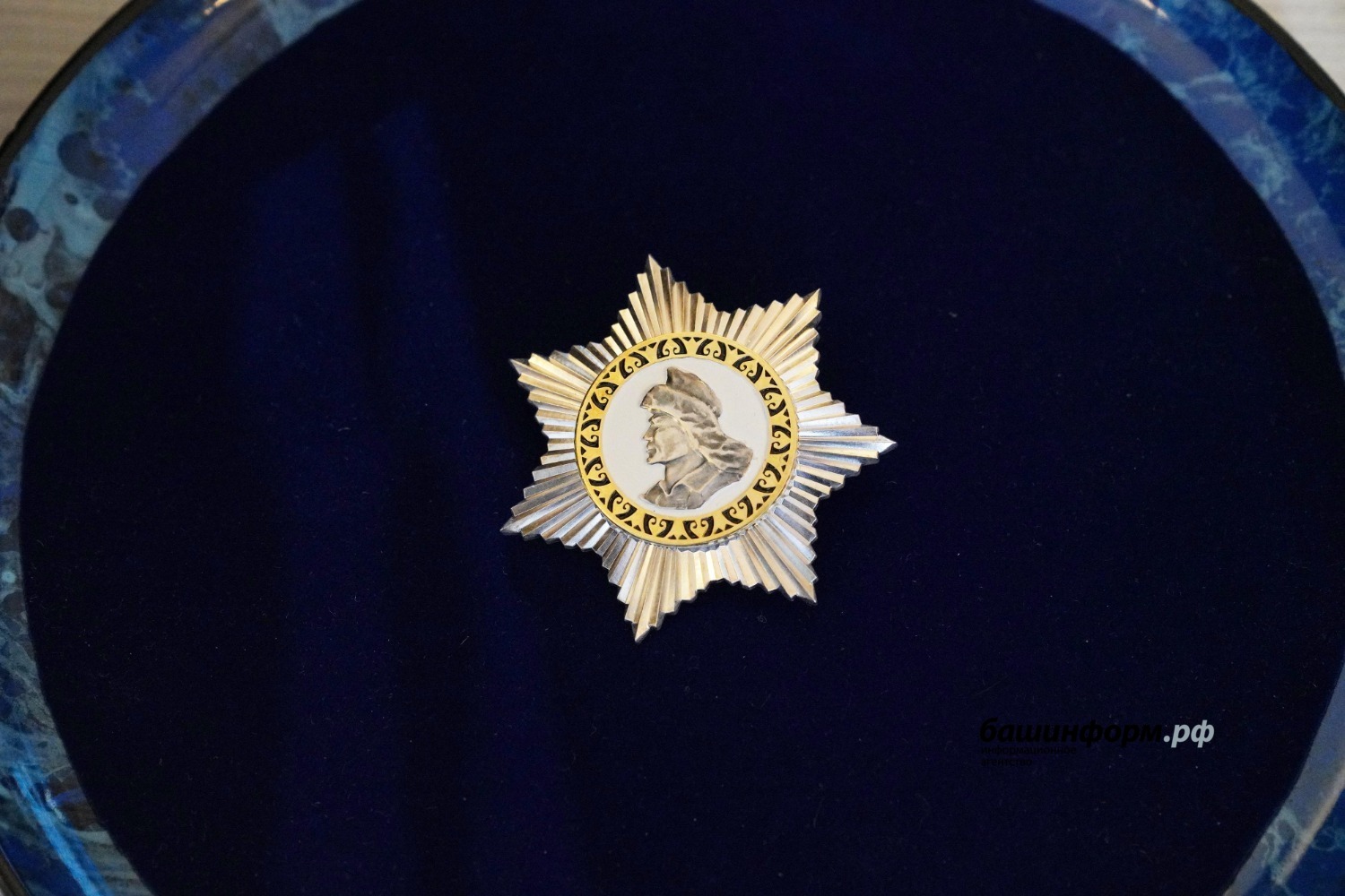 Олег Яровиков