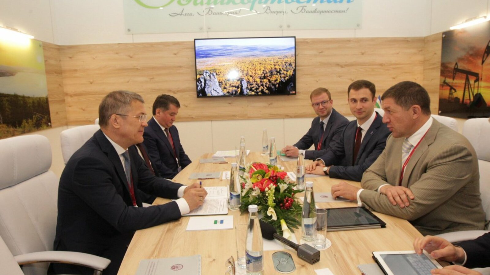 Олег Яровиков