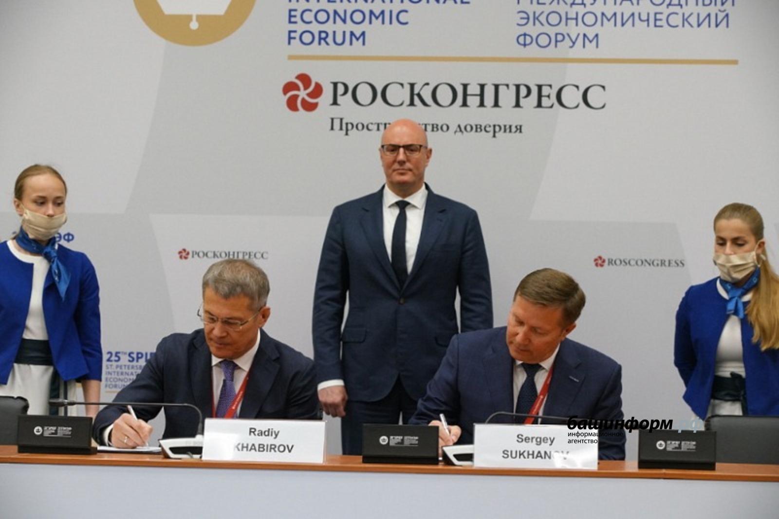 Олег Яровиков
