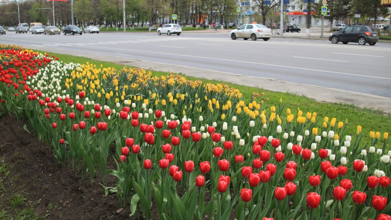 Олег Яровиков