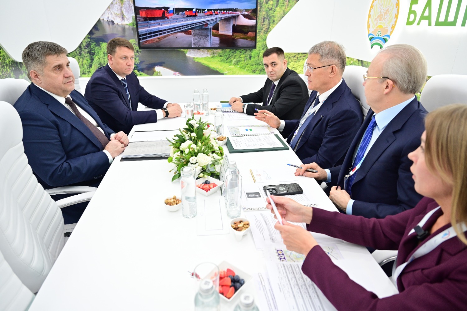 Азат Мухамедьянова Глава РБ