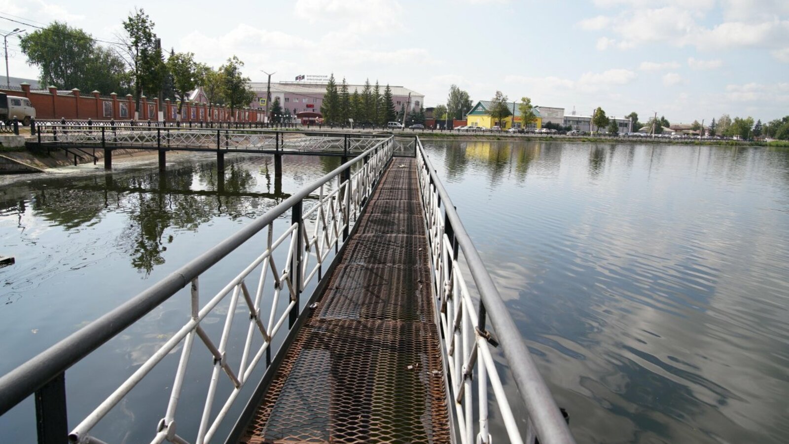 Олег Яровиков