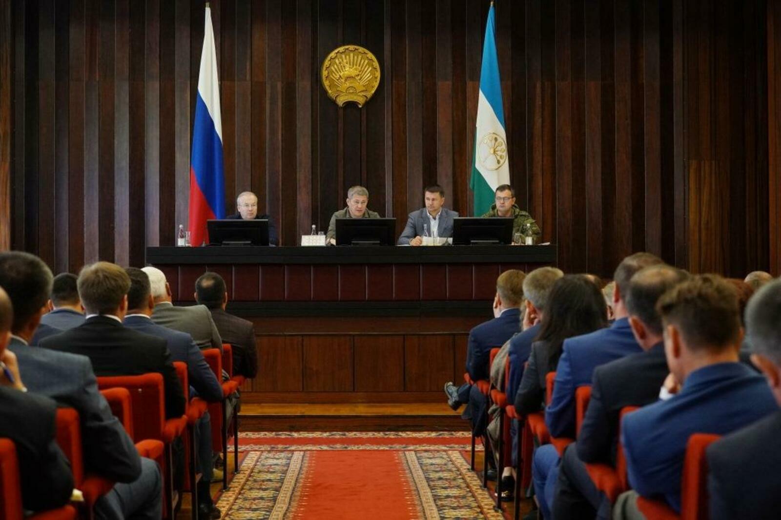 Радий Хабиров обратился к главам муниципалитетов по вопросу мобилизации