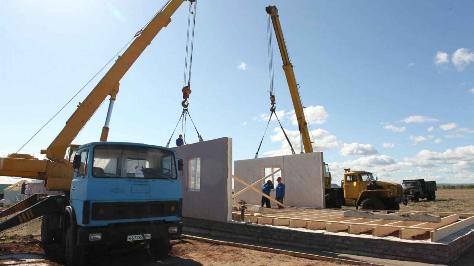 Олег Яровиков