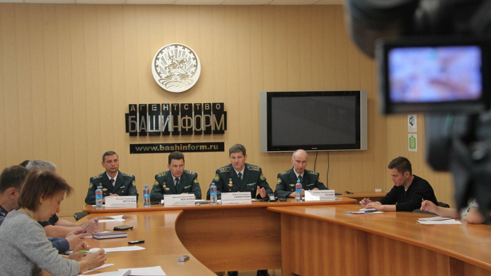 Олег Яровиков