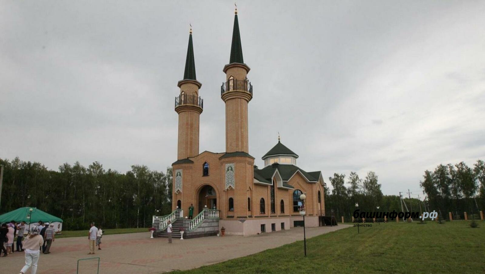 Олег Яровиков