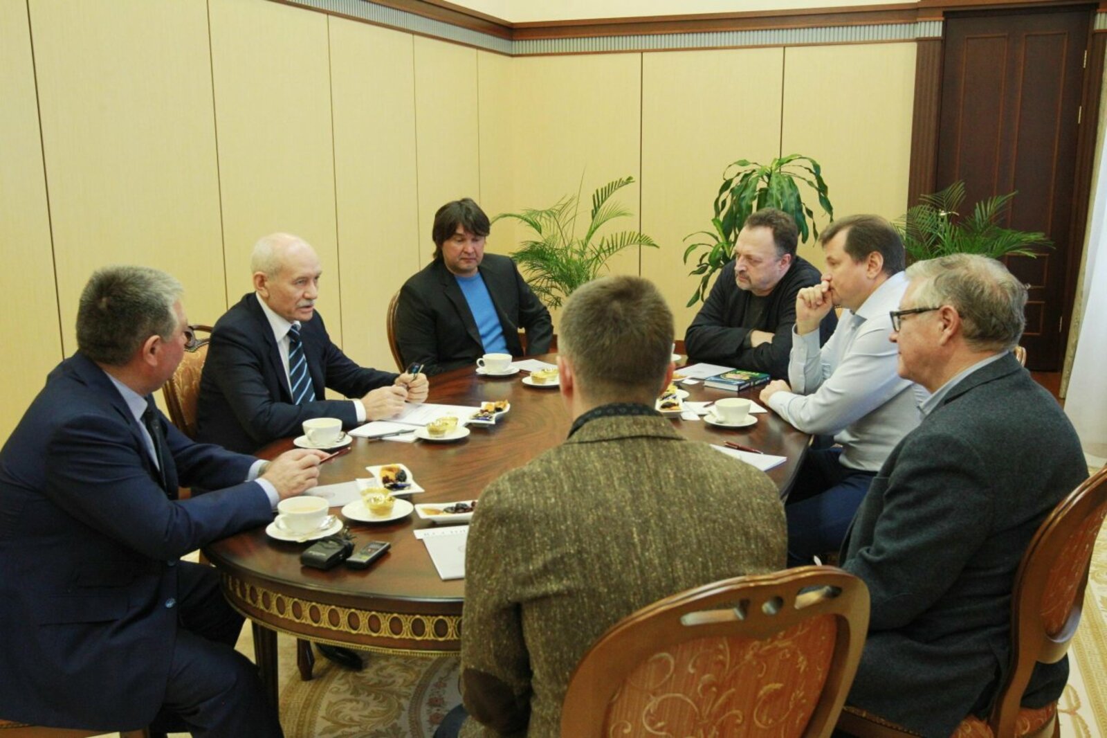Олег Яровиков