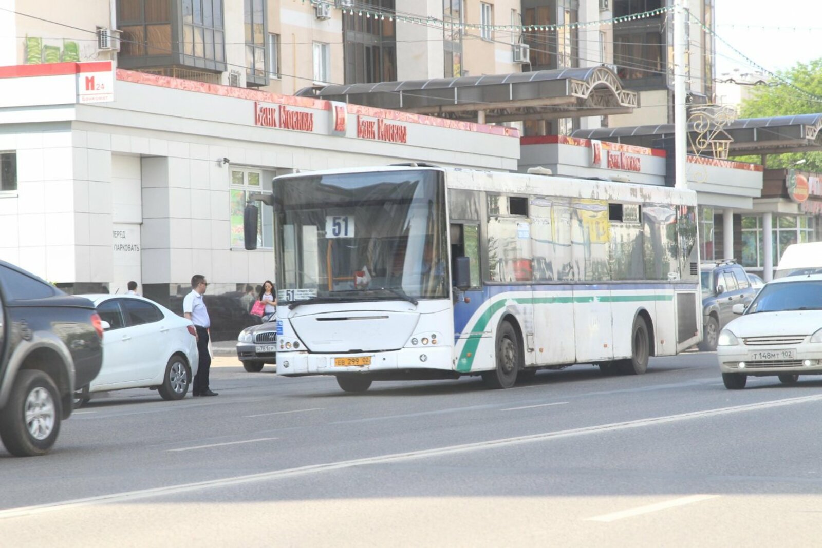 Олег Яровиков