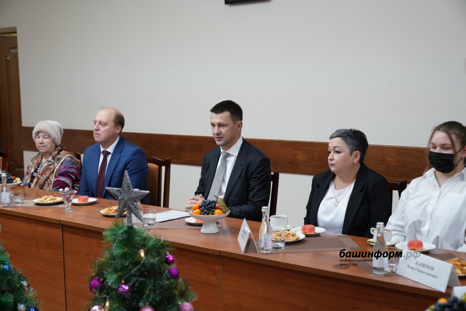 Олег Яровиков