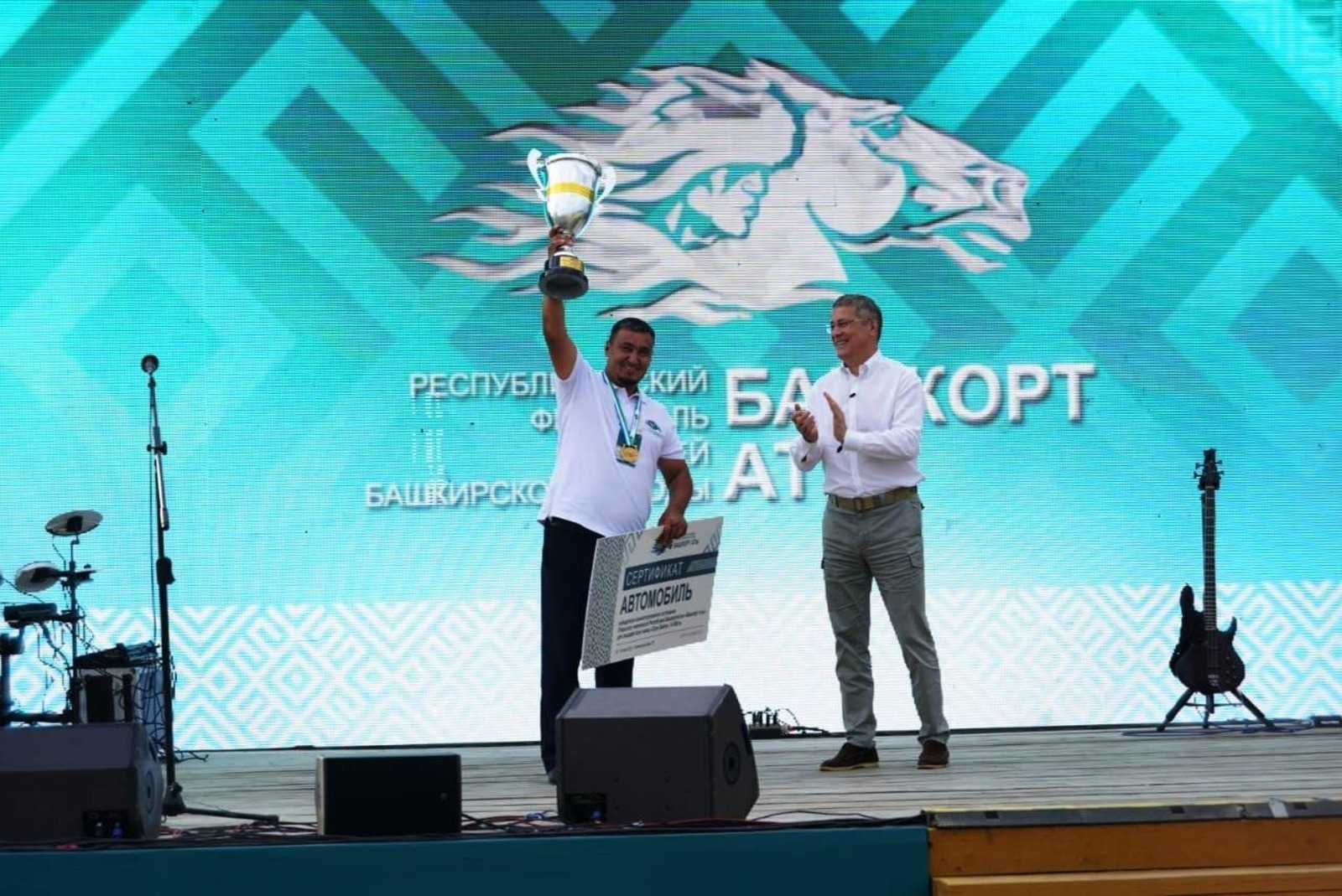 Алмас Шугуров, заводчик из Баймакского района, стал  победителем в конноспортивных соревнованиях «Озон бэйге»