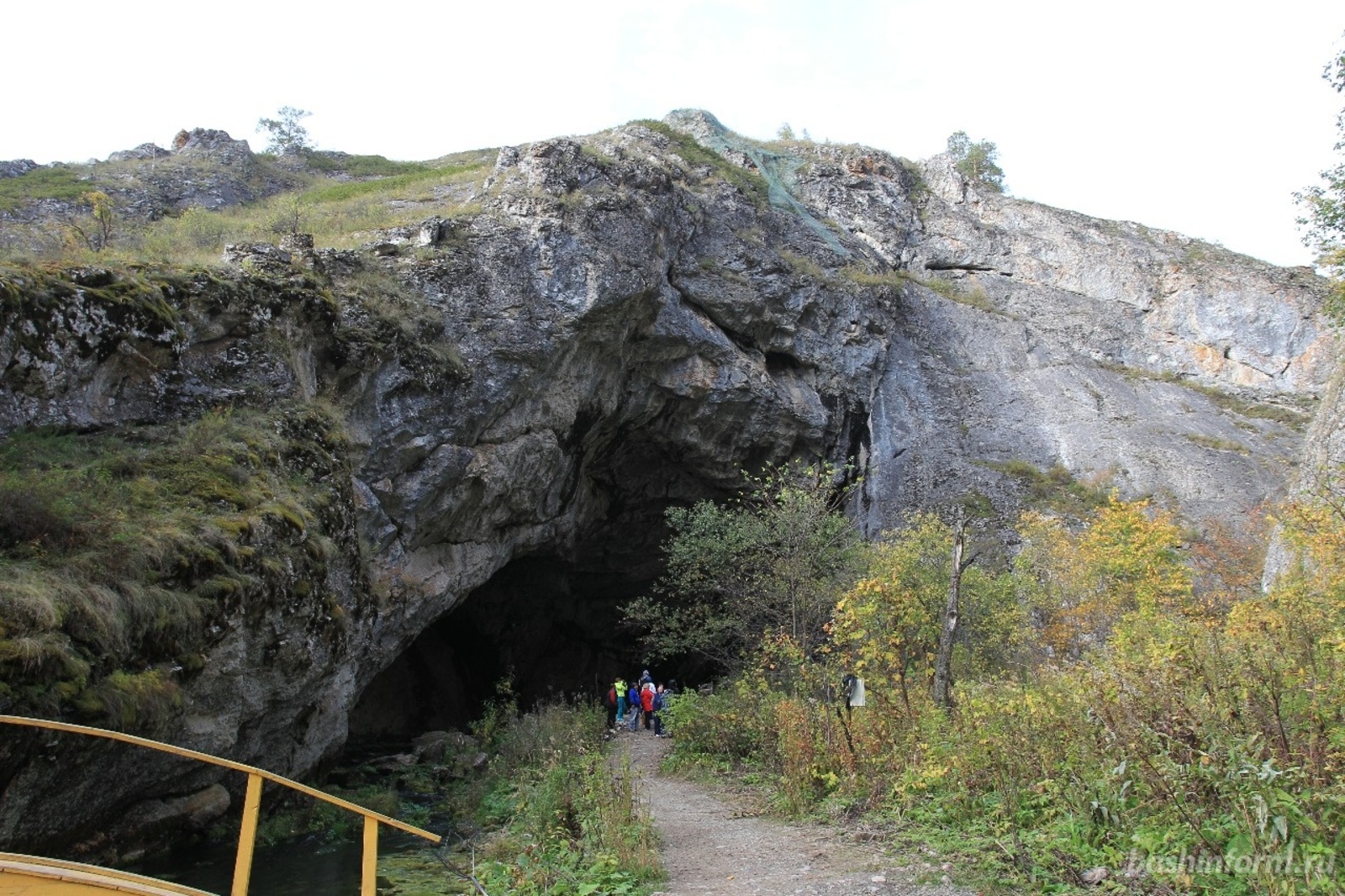 Олег Яровиков