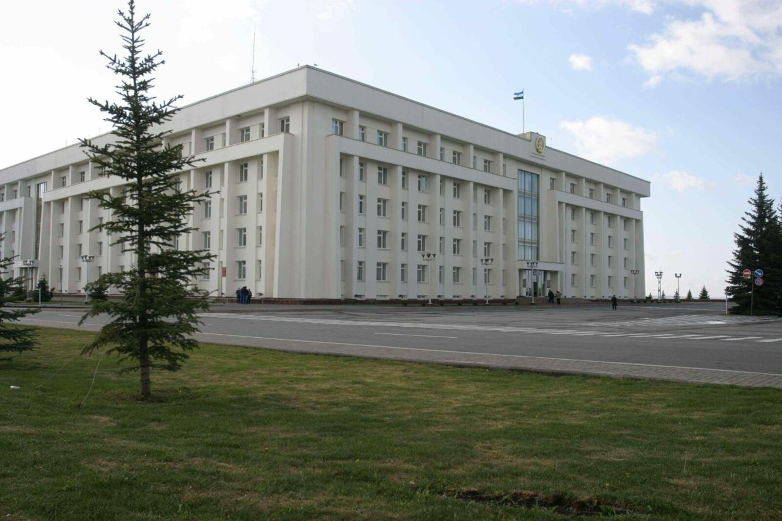 Олег Яровиков