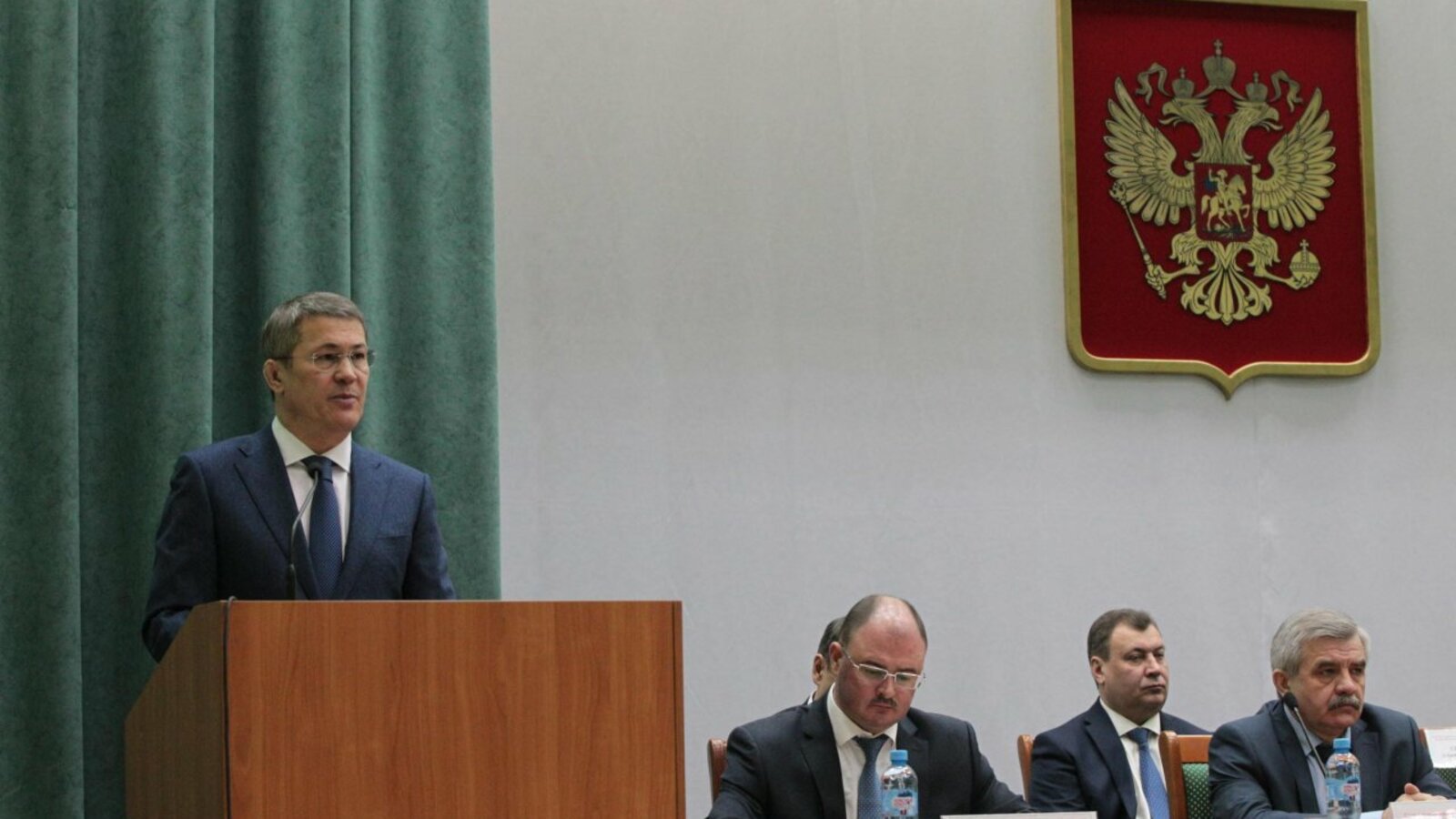 Олег Яровиков