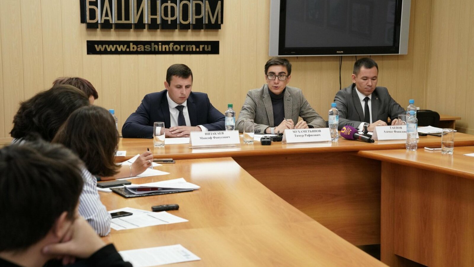 Олег Яровиков