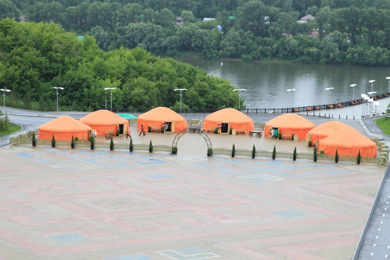 Олег Яровиков