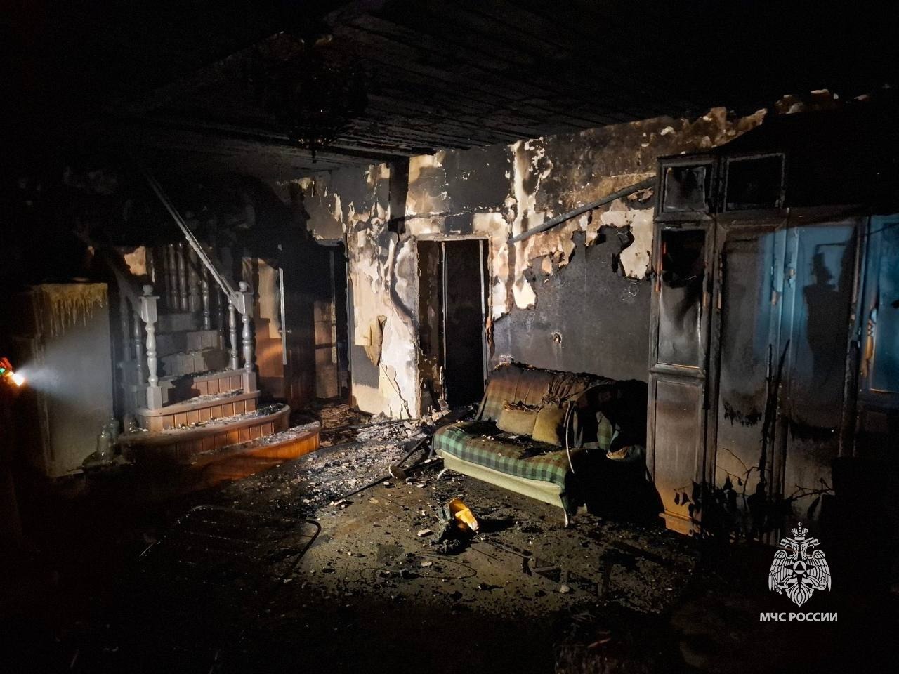 Под Уфой при пожаре в жилом доме пострадал мужчина