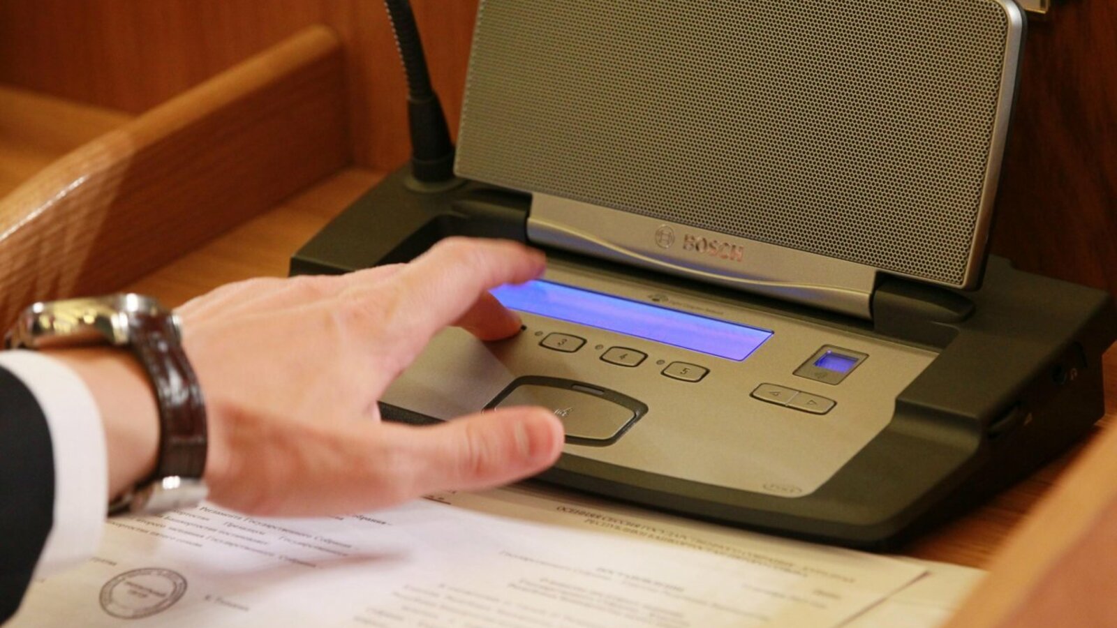 Олег Яровиков