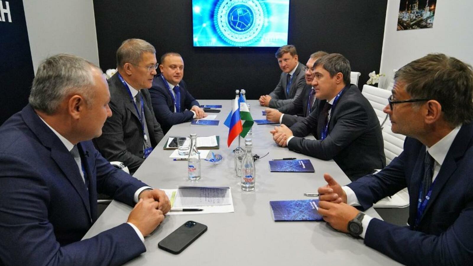 Олег Яровиков