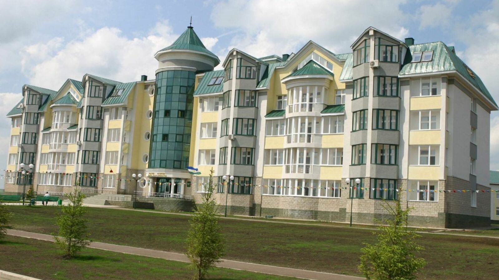 Андрей Старостин