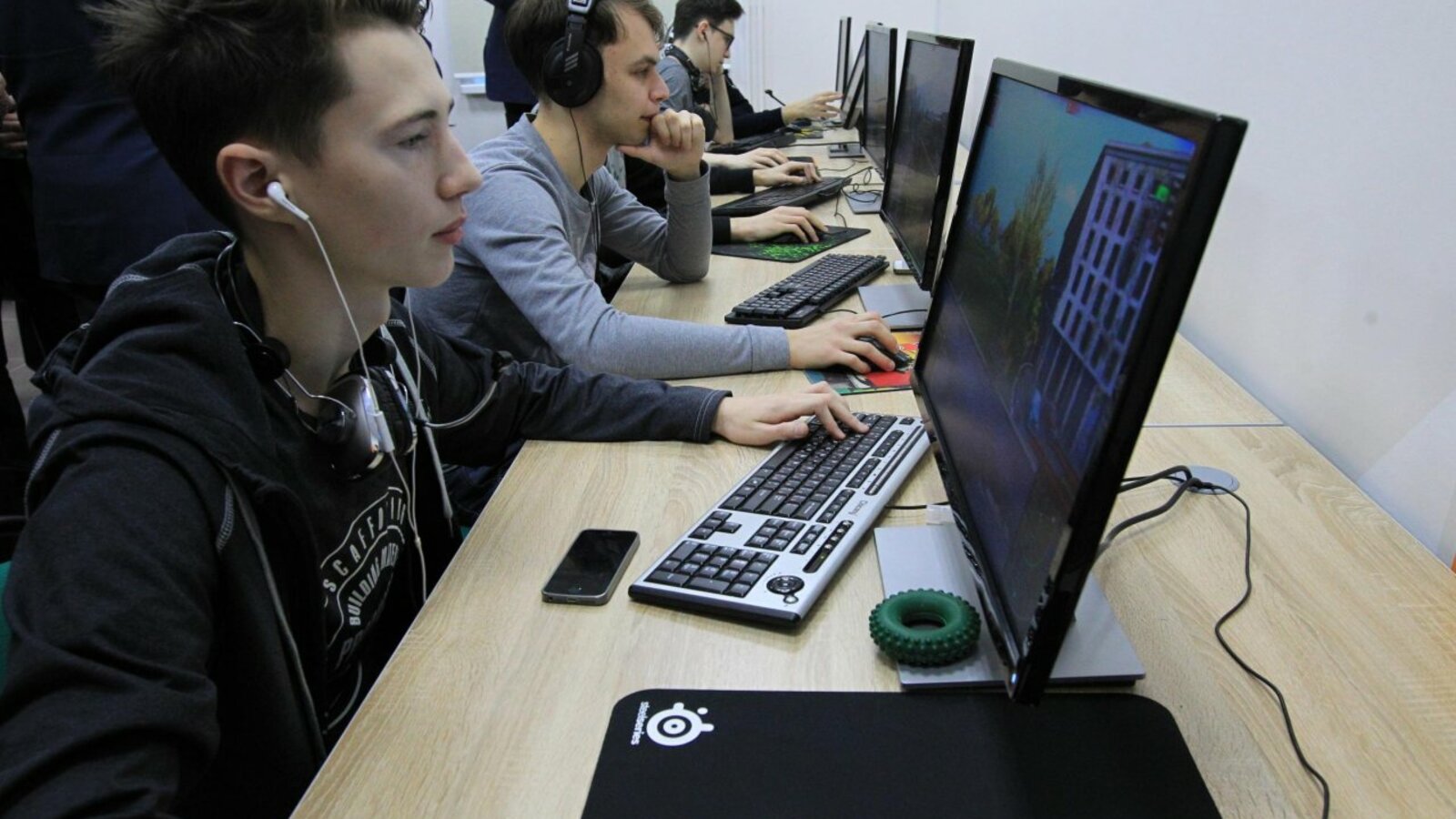 Олег Яровиков