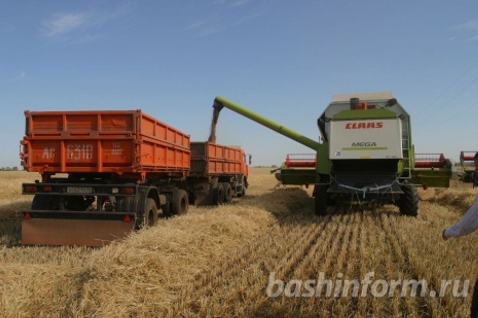 Олег Яровиков