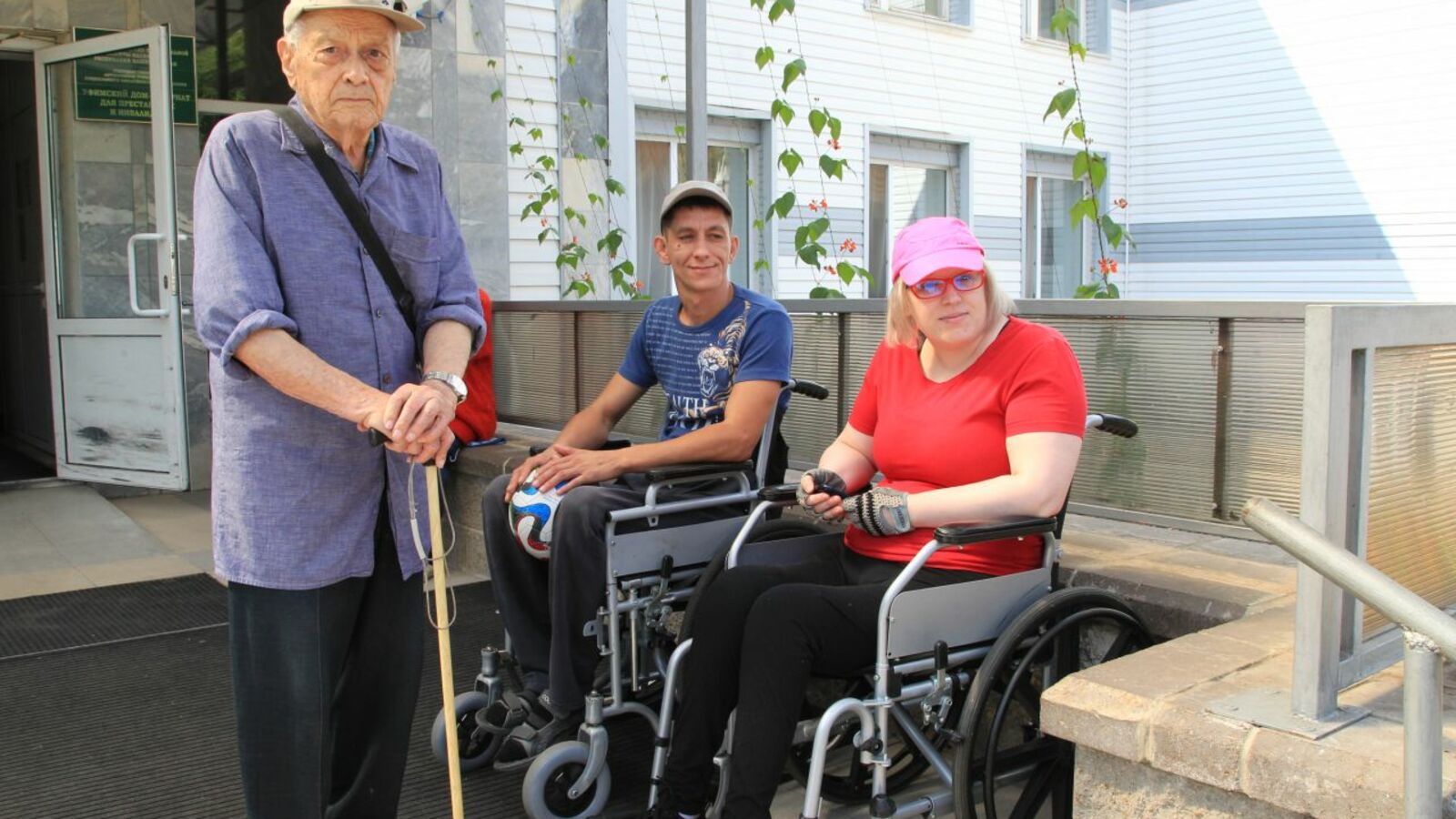 Олег Яровиков