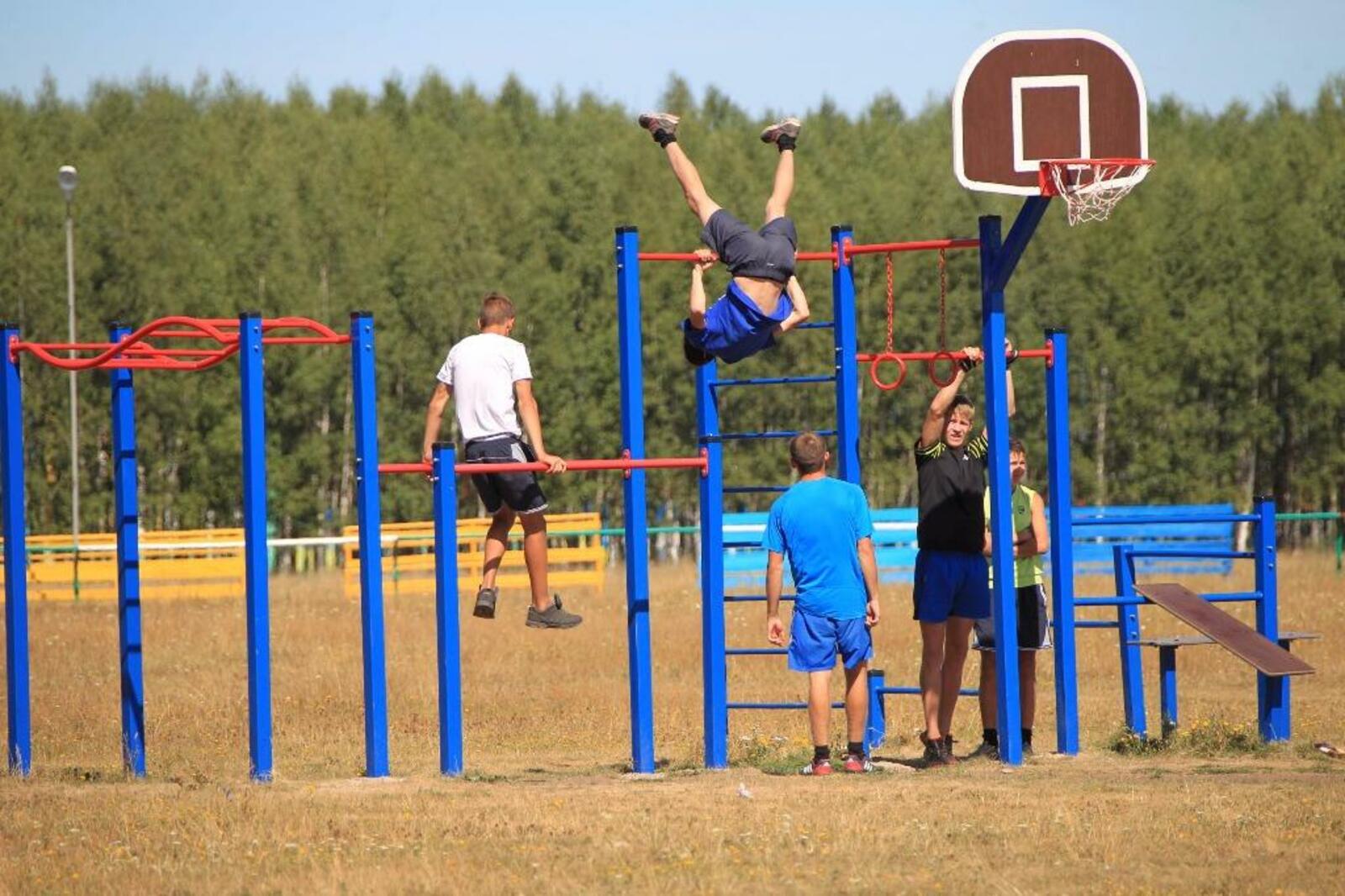 Олег Яровиков