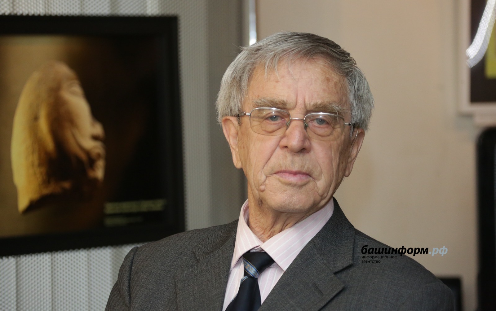Андрей Старостин