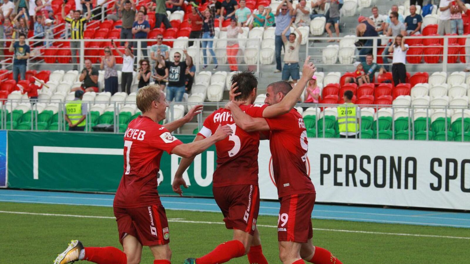 Олег Яровиков