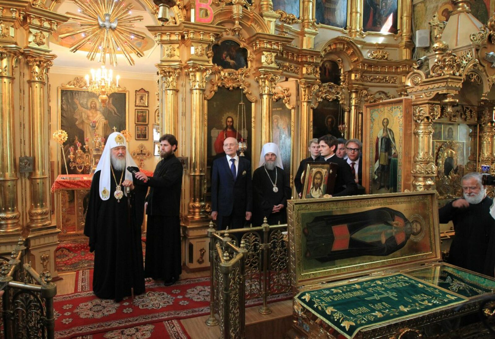 Олег Яровиков