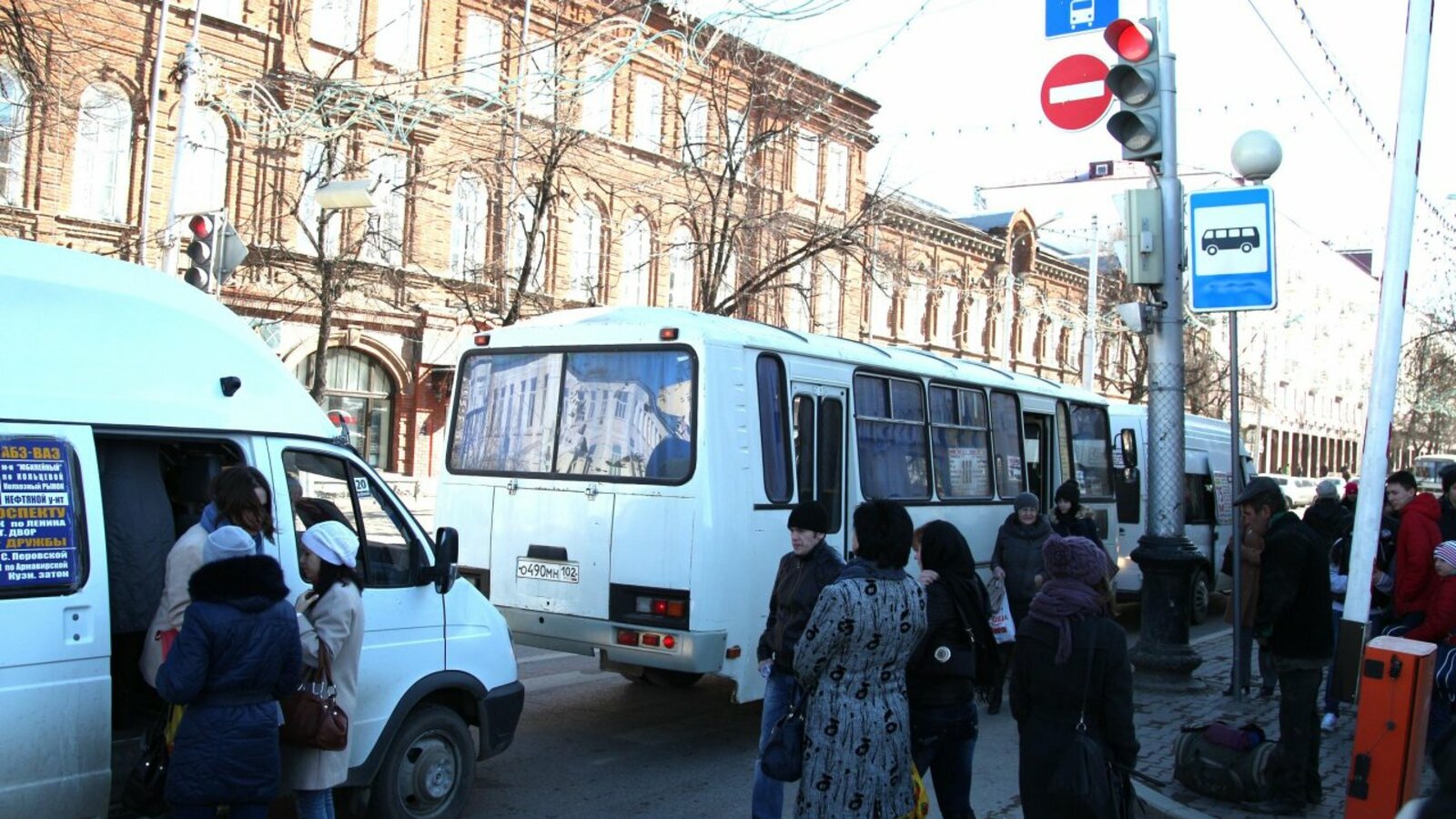 Олег Яровиков