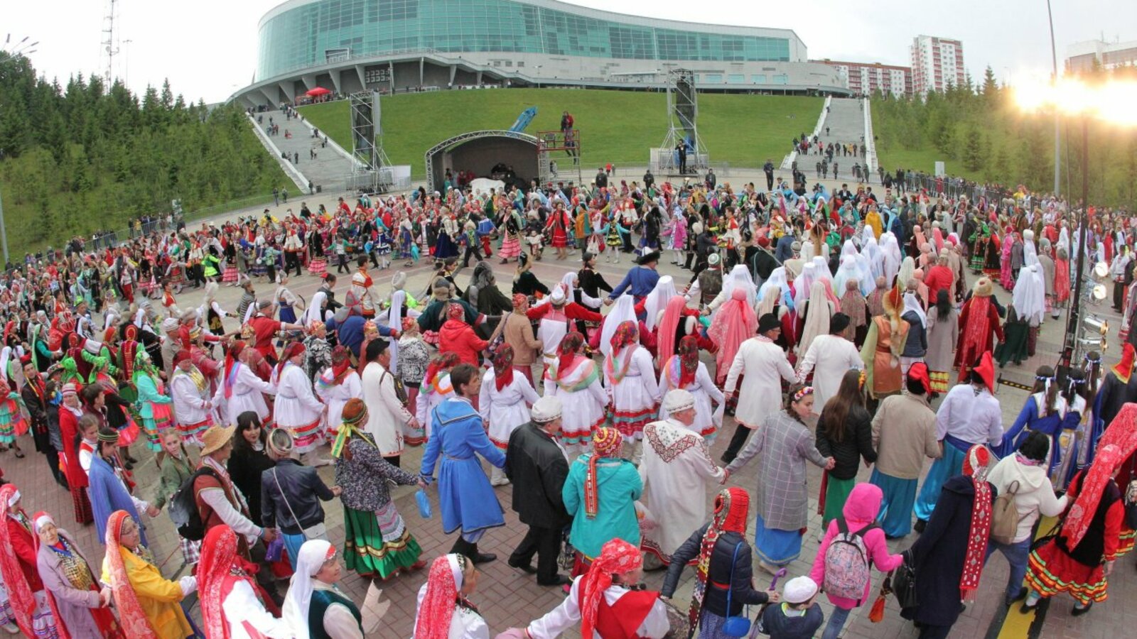 Олег Яровиков