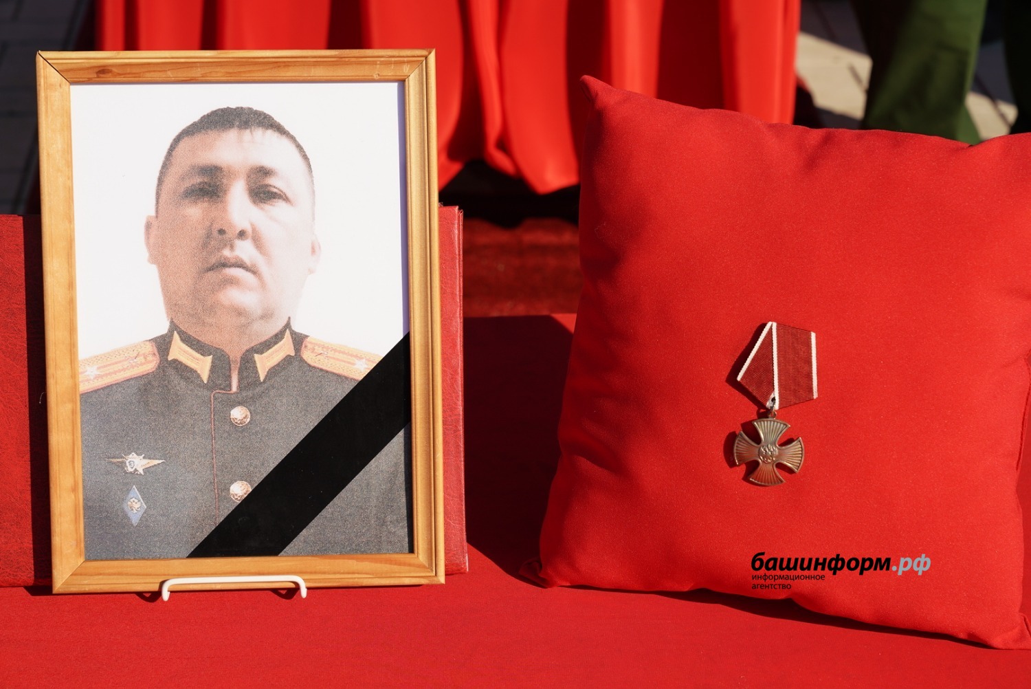 Олег Яровиков