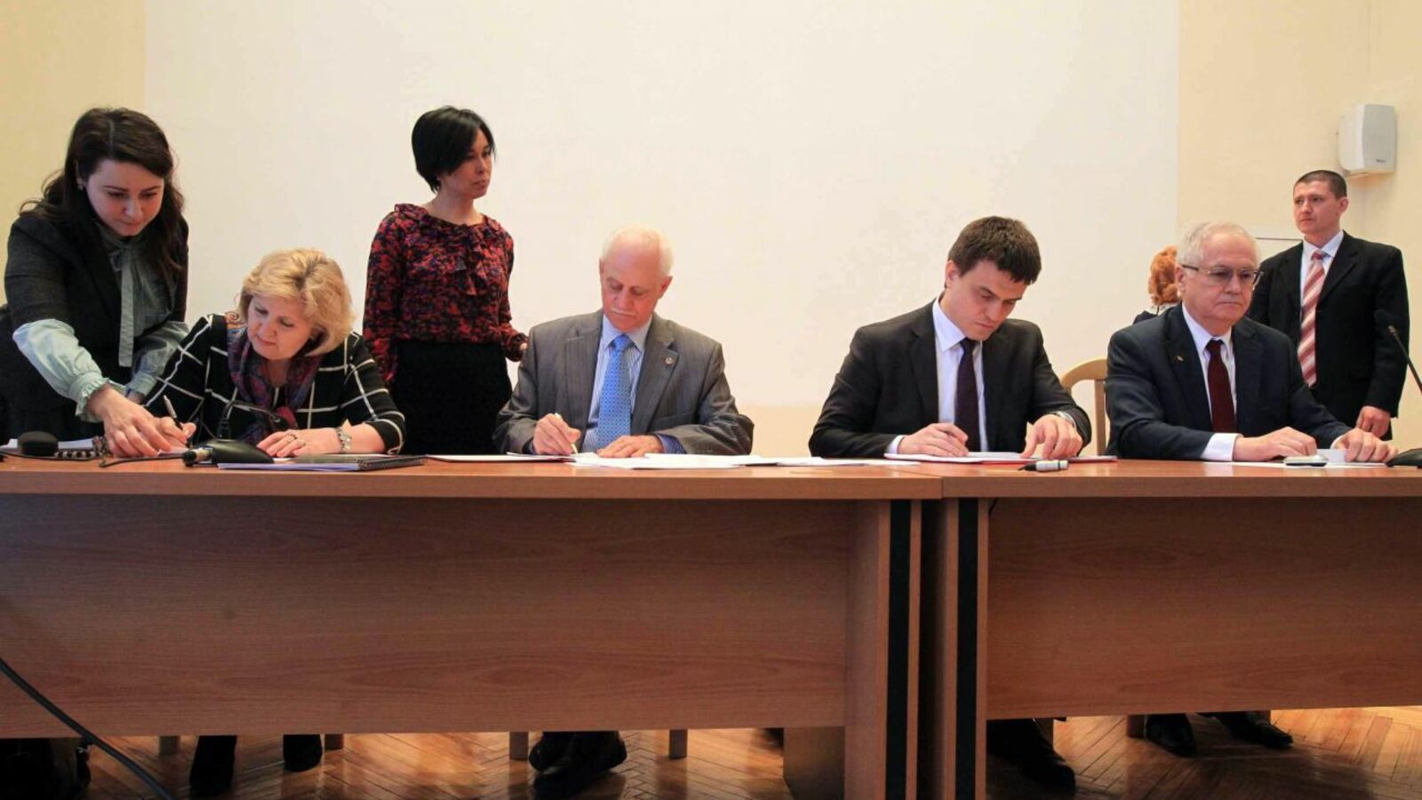 Олег Яровиков