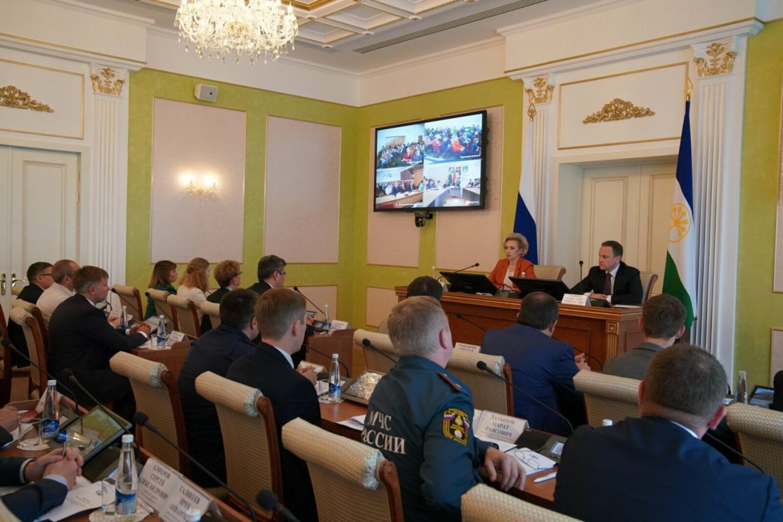 Олег Яровиков