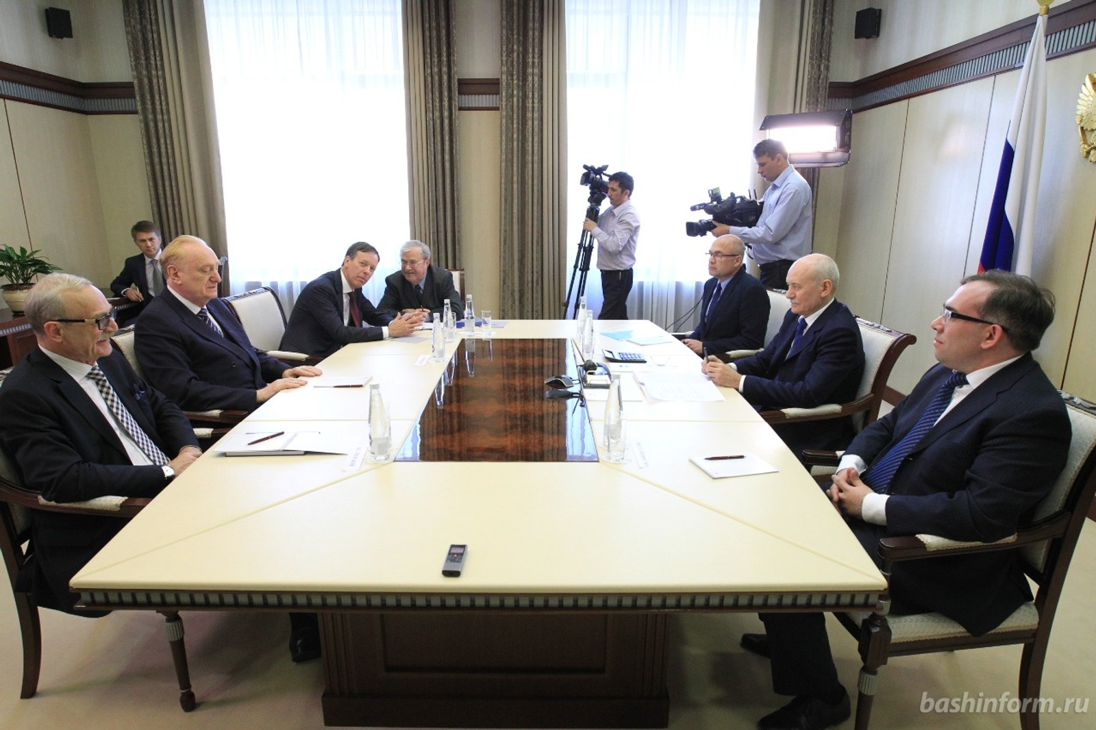 Олег Яровиков