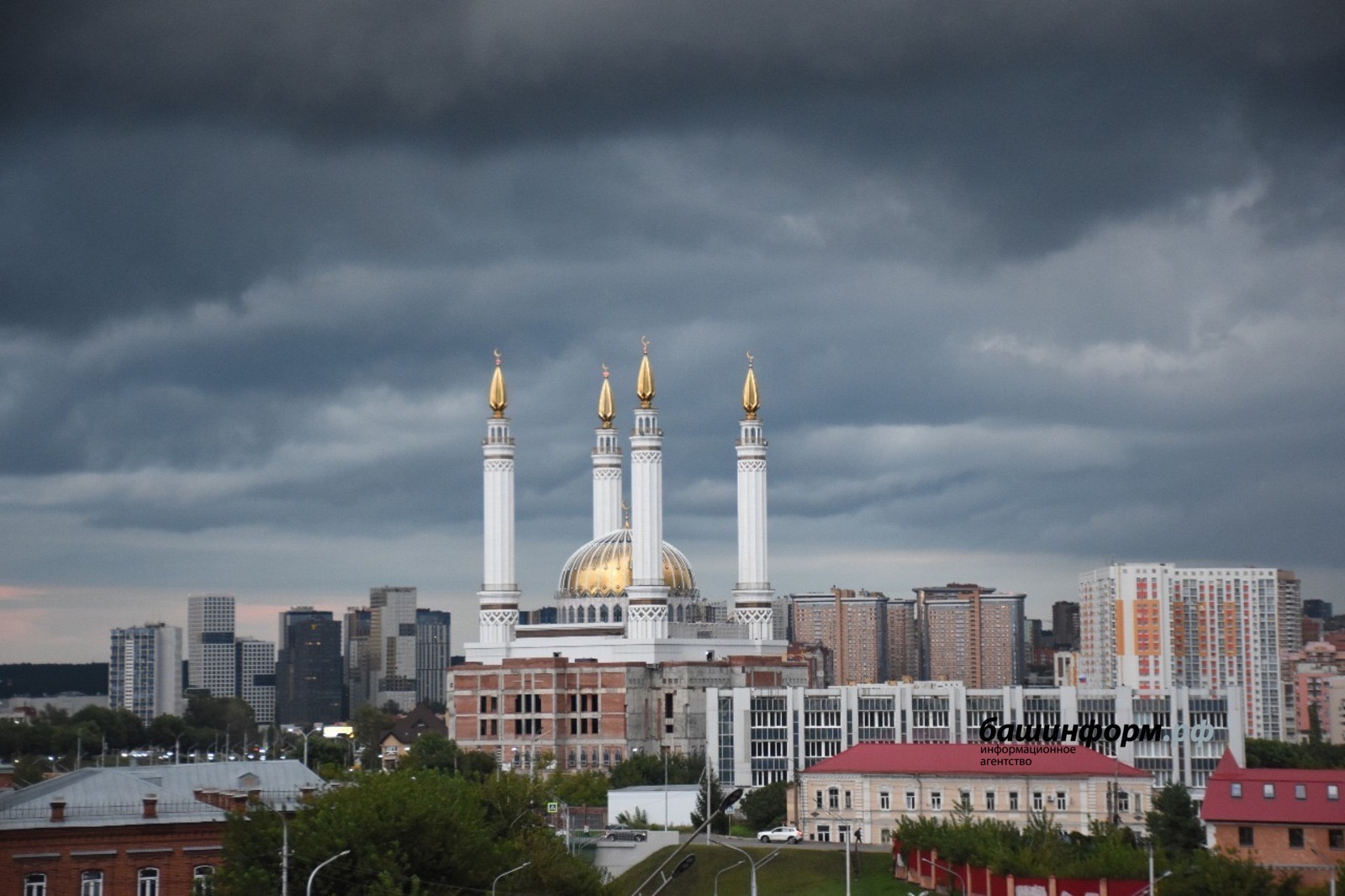 Эдуард Кускарбеков
