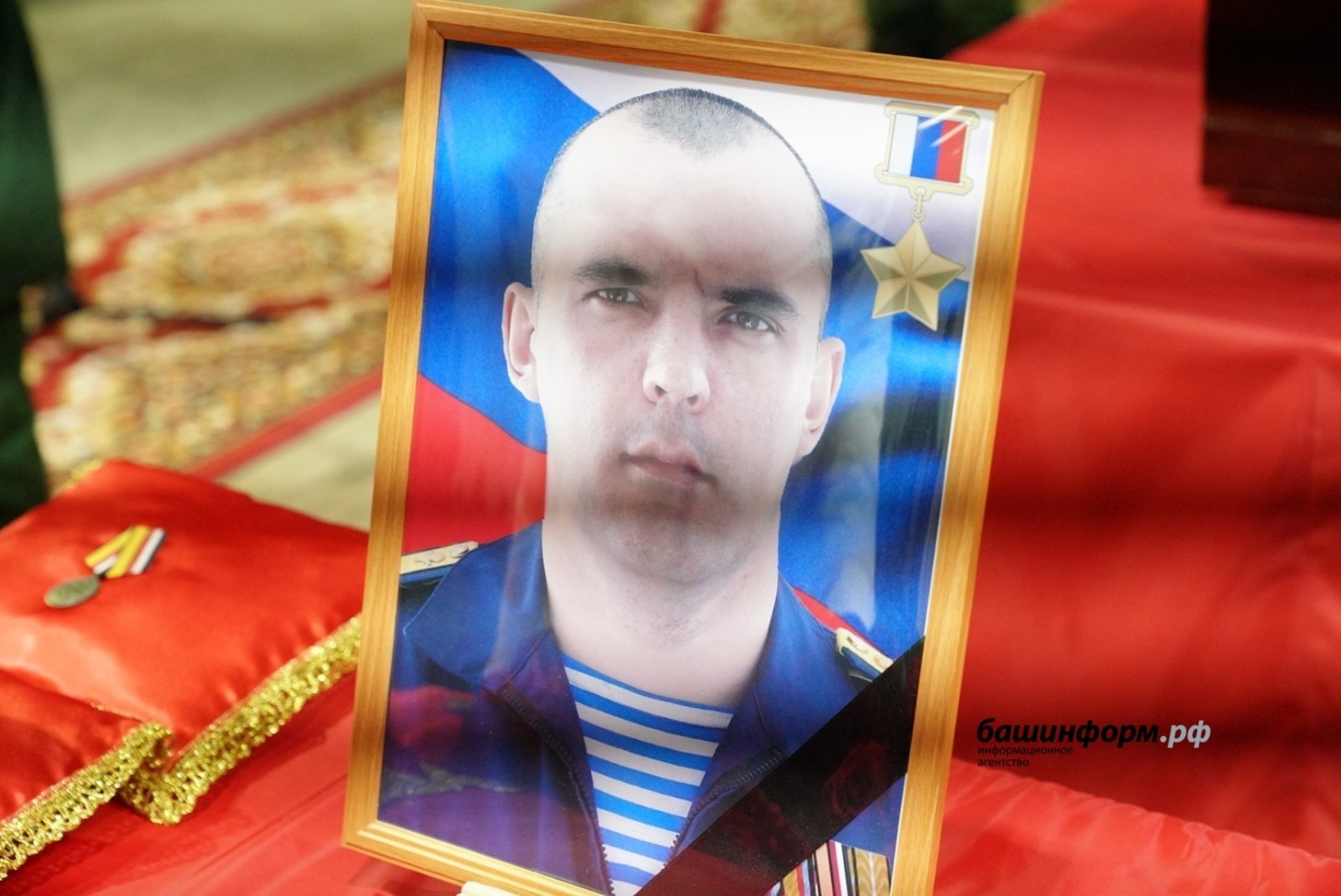 Олег Яровиков