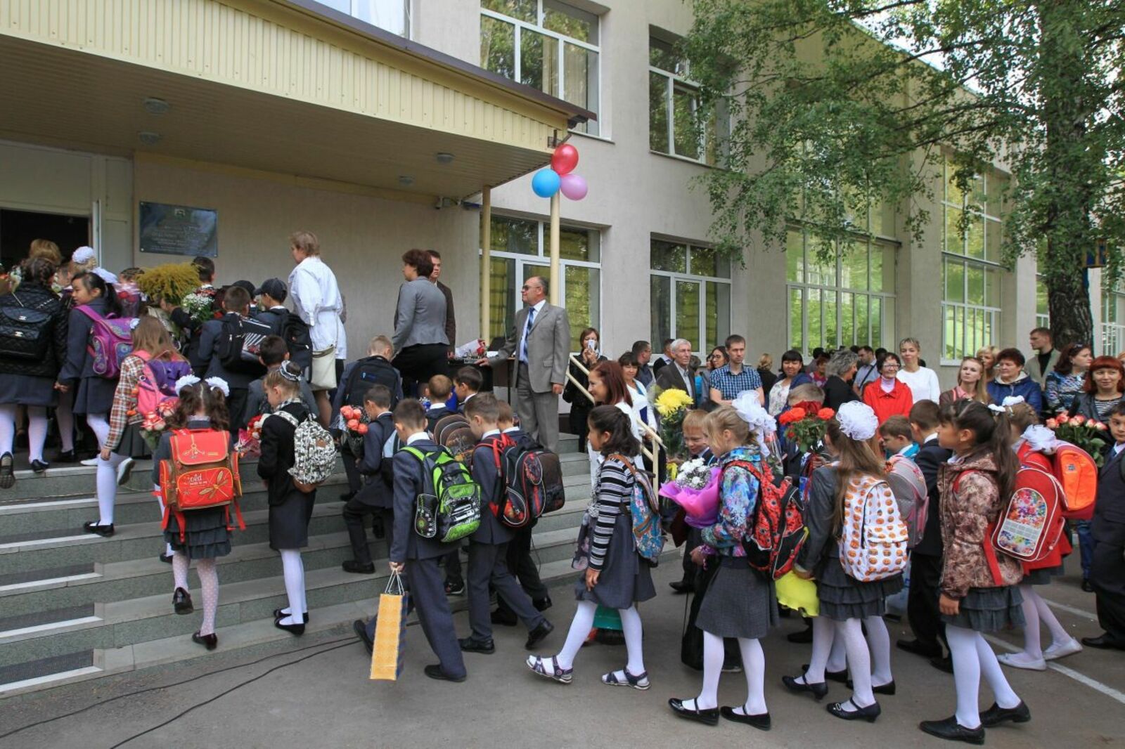 Олег Яровиков
