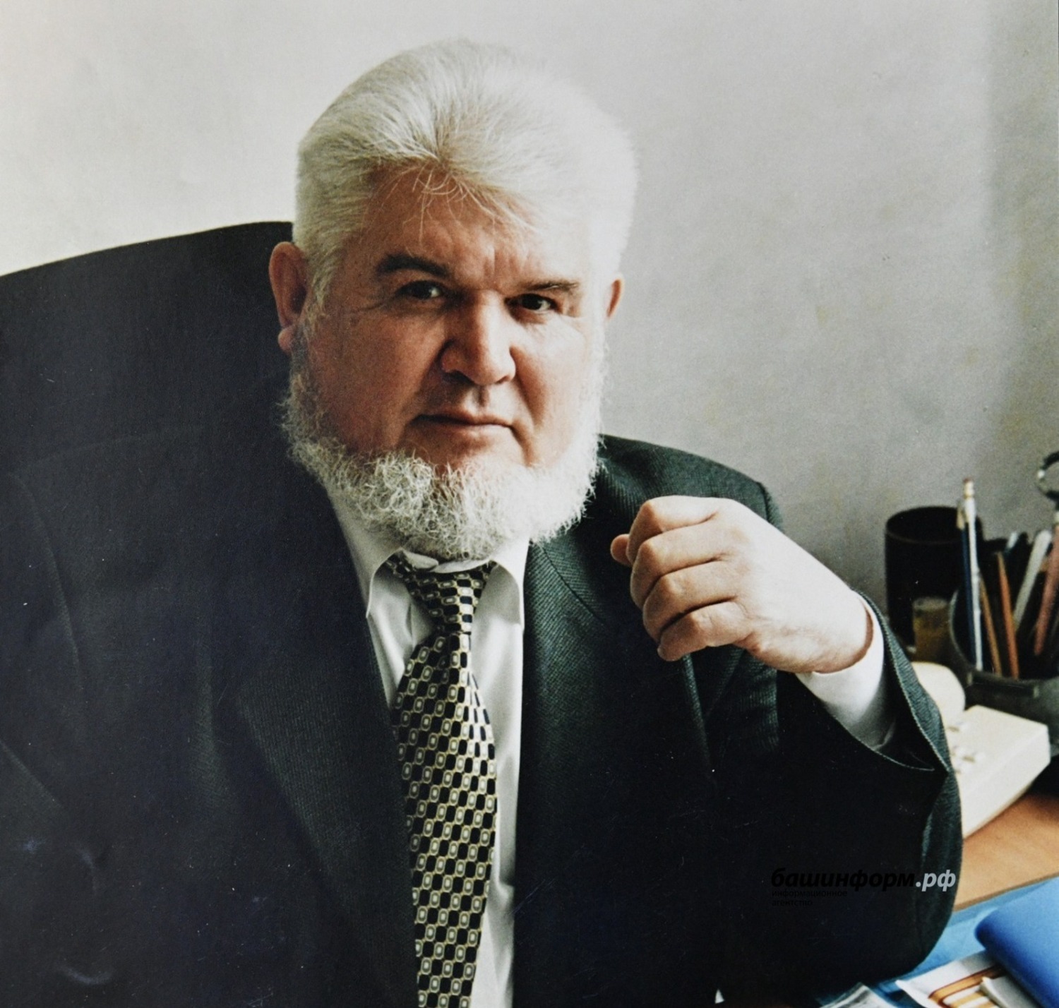 Михаил Новиков