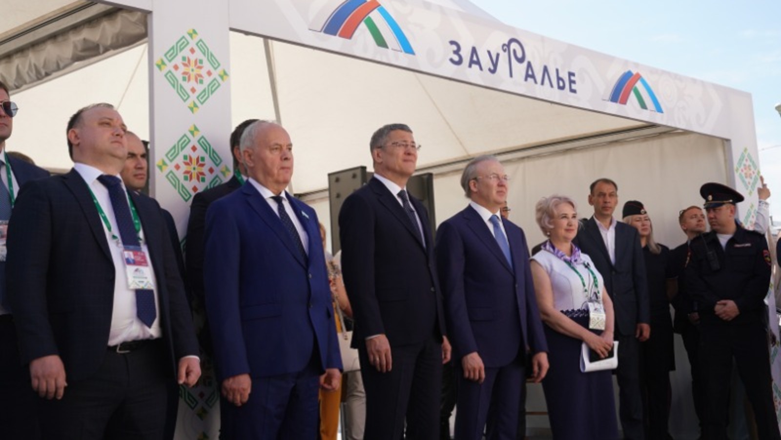 Олег Яровиков