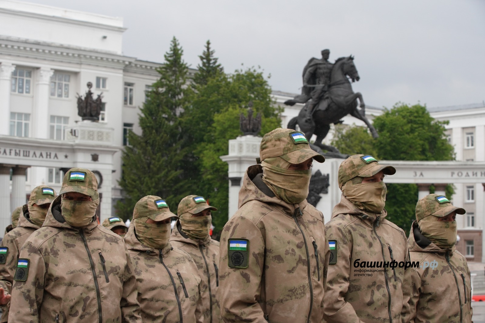 Олег Яровиков