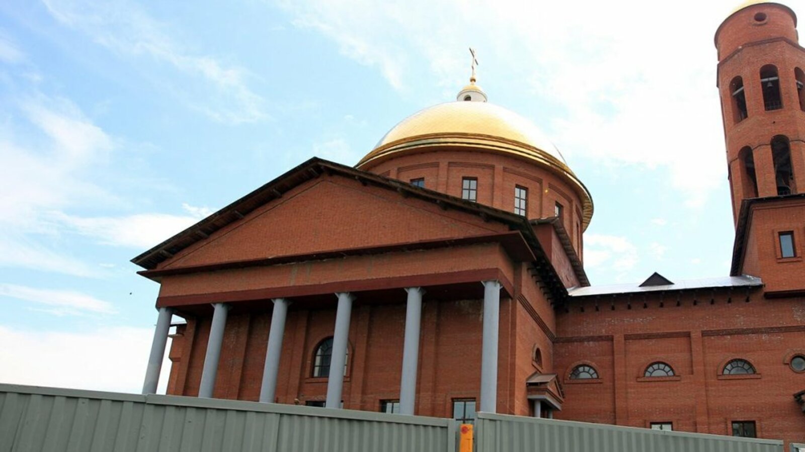 Олег Яровиков