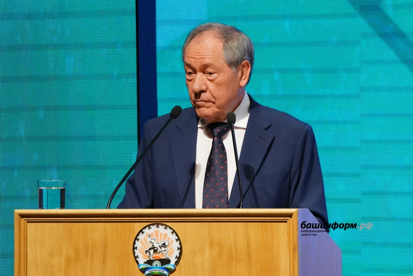 Олег Яровиков