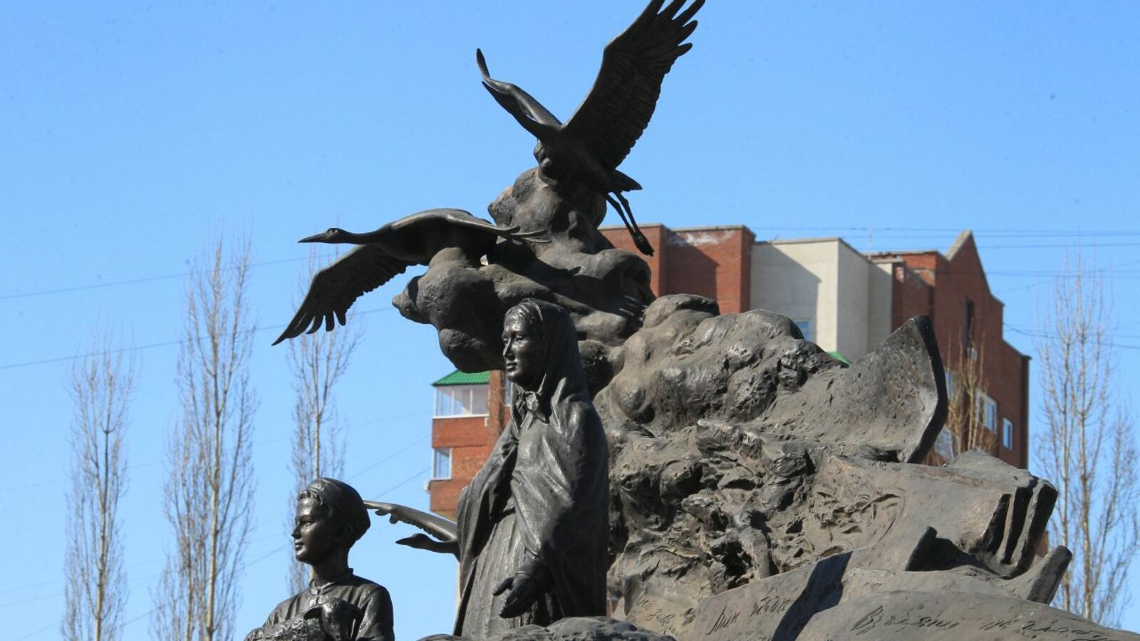 Олег Яровиков