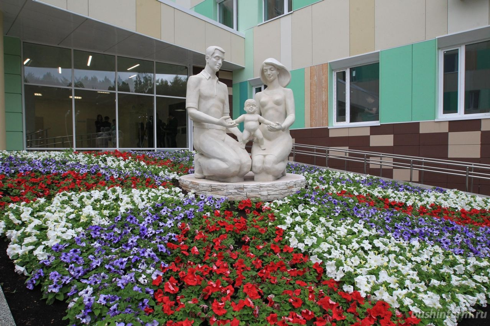 Олег Яровиков